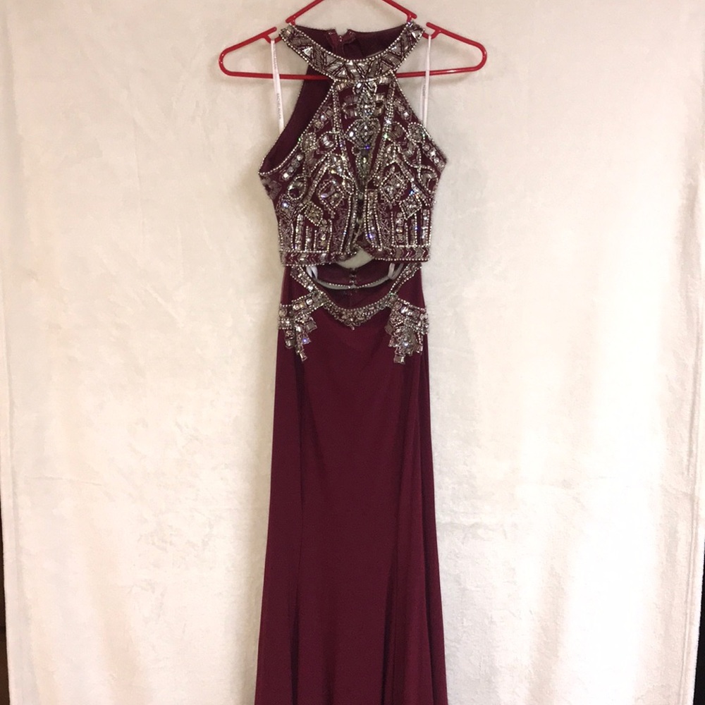 Prom dress - Picture 2 of 4